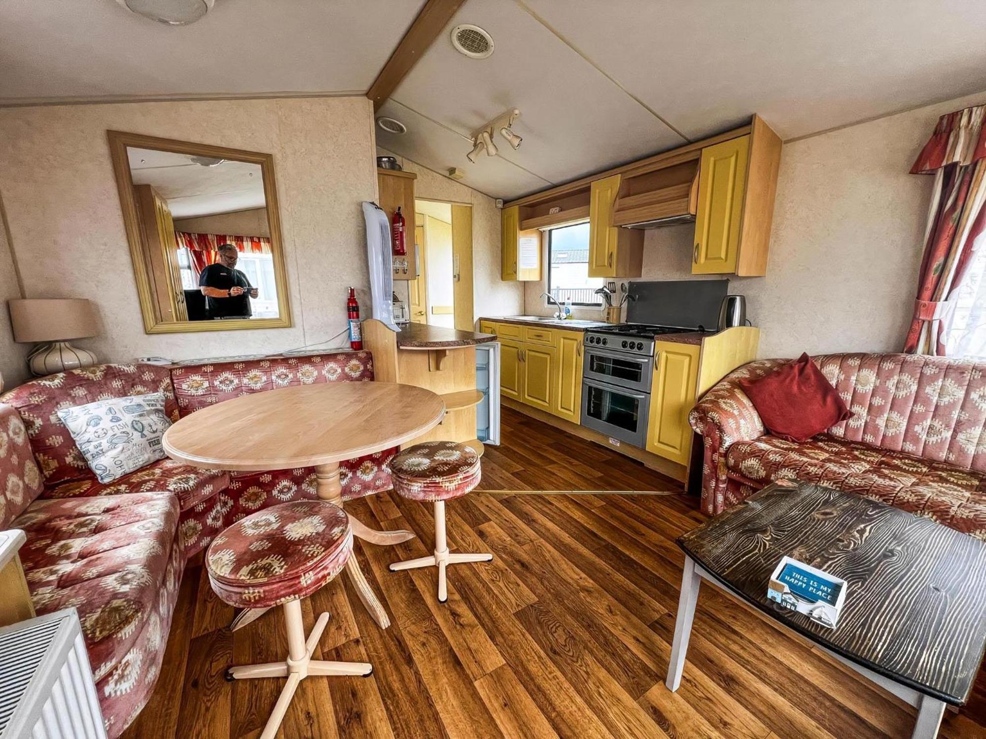 6 Berth Caravan For Hire, Minutes From A Stunning Beach In Norfolk! Ref 21036F Heacham Exterior photo